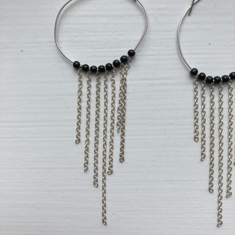 Silver chain & black bead dreamcatcher earrings - Picture 2 of 6